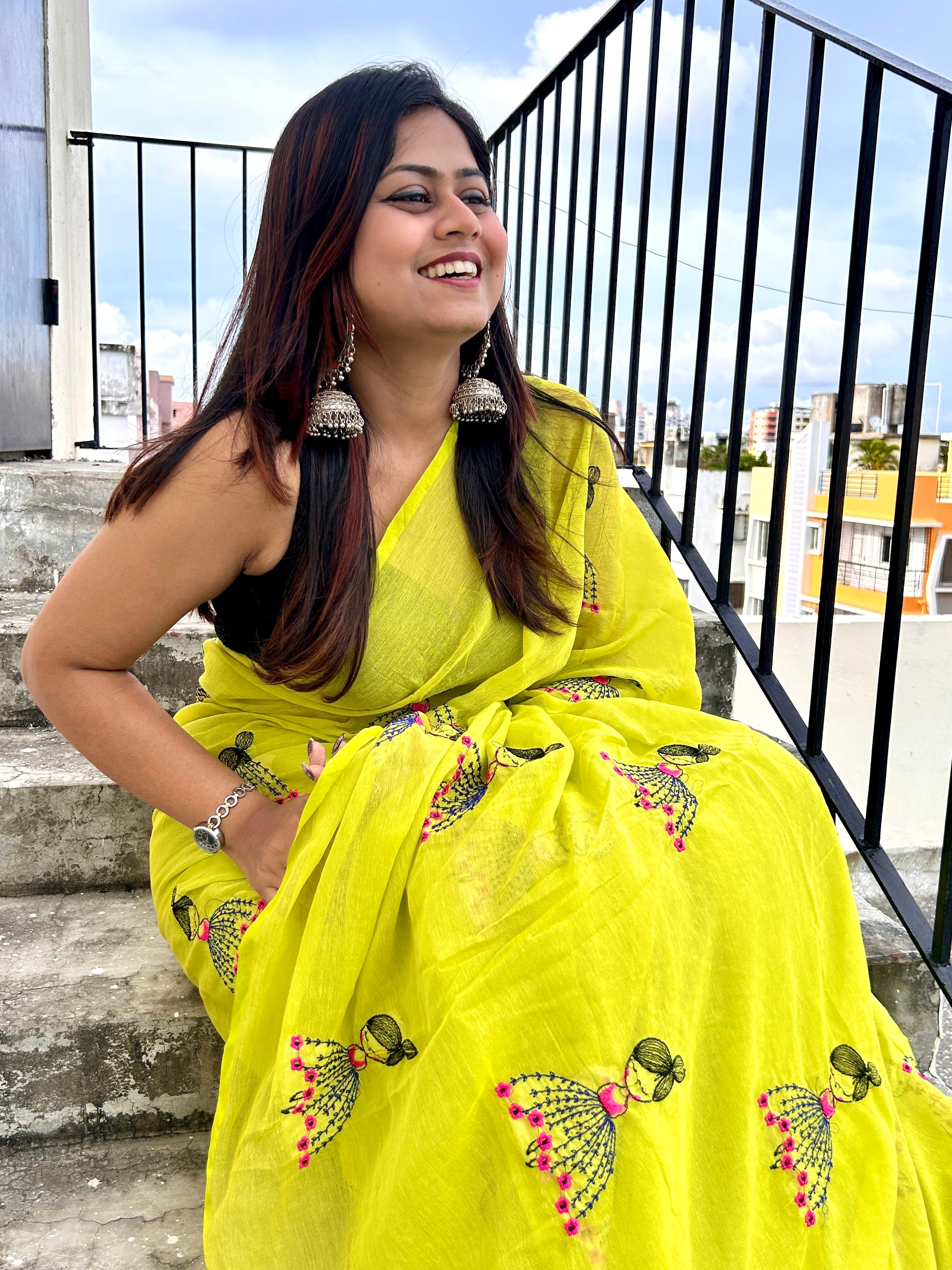 Hue Muse Mul Mul Saree