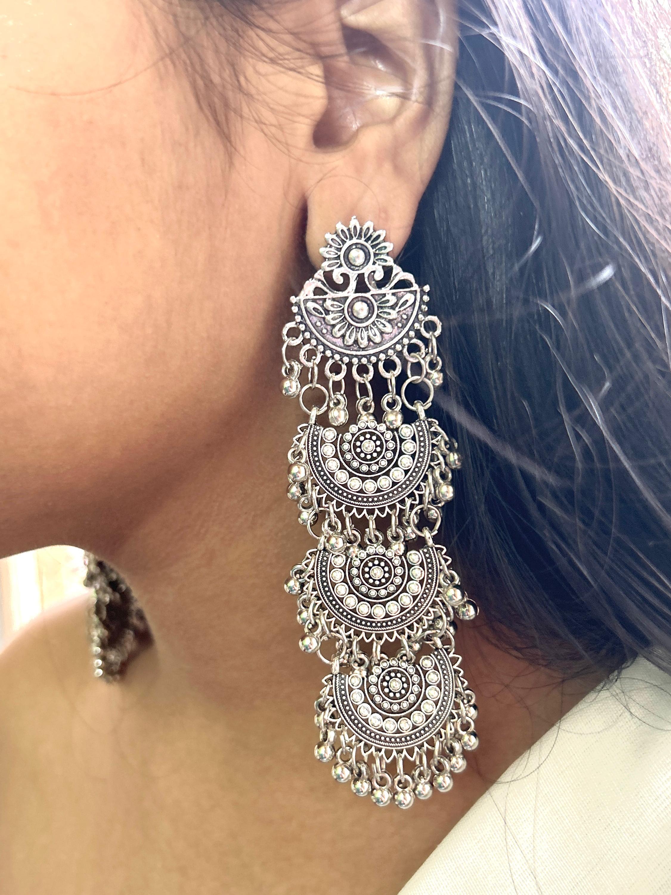 Elara Serene Trail Earrings