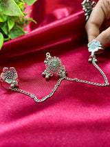 Trinity Charm Connected Finger Ring