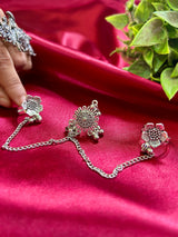 Trinity Charm Connected Finger Ring