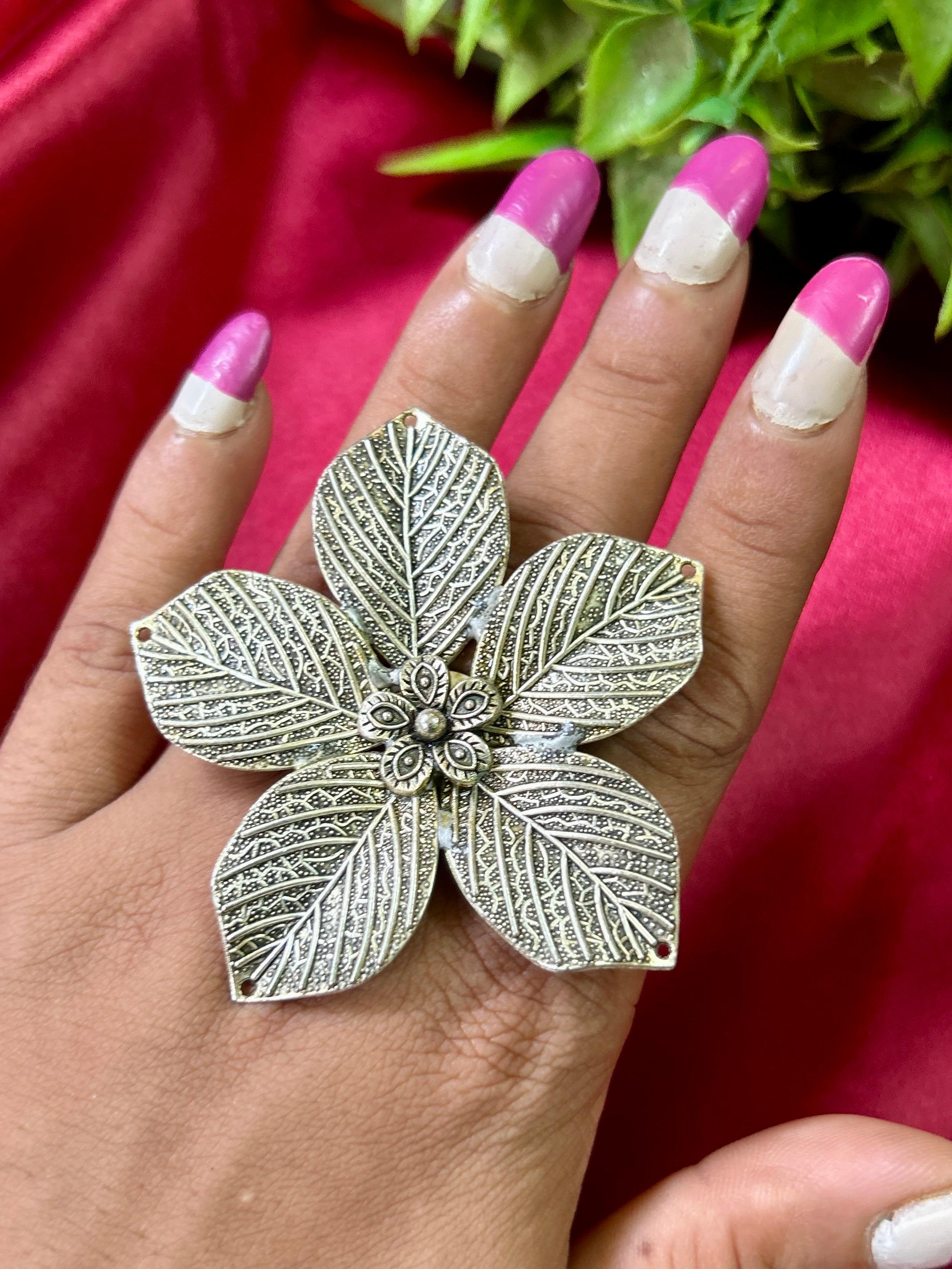 Petal Bloom Oxidised Finger Ring