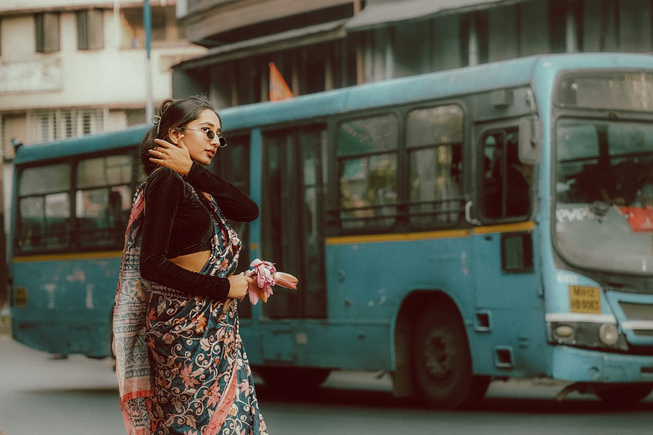 The Saree Comeback: Why Modern Women Are Choosing Powerpallu