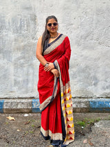 Laal Mitti Mul Mul Saree