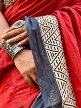 Laal Mitti Mul Mul Saree