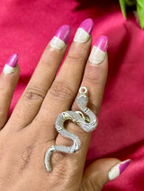 Serpentina Oxidised Finger Ring